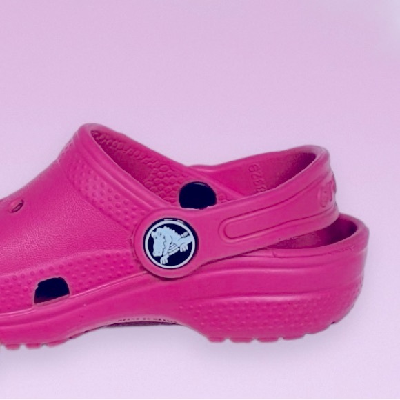 CROCS Clogs Classic Hot Pink Baby Toddler Excellent Size 6 - Picture 4 of 9